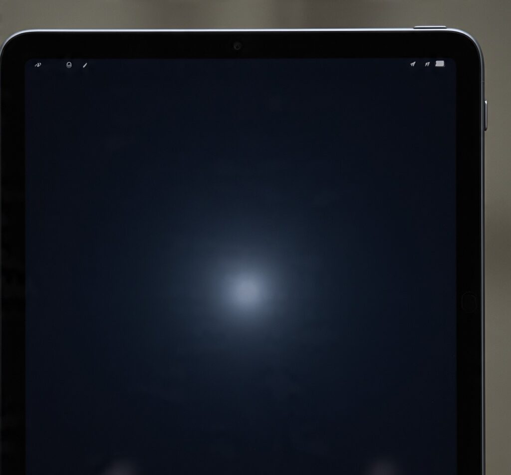 iPad White Spots